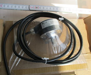 Энкодер
INCREMENTAL ENCODER - OPTIC (02)
Diameter 58mm
Solid shaft  Bei Sensors (brand of Sensata Technologies)