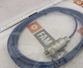 Датчик вибрации 
4-20 mA Transmitter
420 Series Submersible Accelerometer & Temperature Sensor 4-20mA = 0-100mm/s & 10mV/oC
Outputs 4 Core PUR Screened Waterproof Cable M10 x 1,5 mm Male Mounting - Cable length: 5 m Hansford Sensors