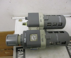 Фильтр-регулятор
Wartungseinheit G1/2